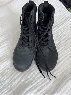 Timberland Black Lace-Up Ankle Boots with Orange Logo